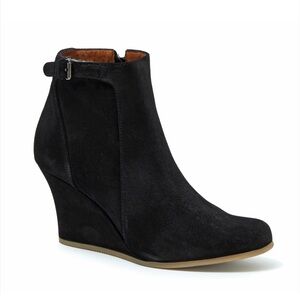 LANVIN Paris Suede Semi-Pointed Buckle Wedge Ankle Boot 40EU / 9US Black VGC
